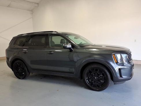 Used 2022 Kia Telluride EX w/ EX Premium Package AWD/4WD image 2