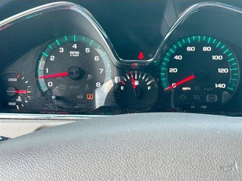 Used 2016 Chevrolet Traverse LS FWD image 12