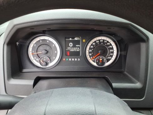Used 2014 RAM 1500 Express image 19