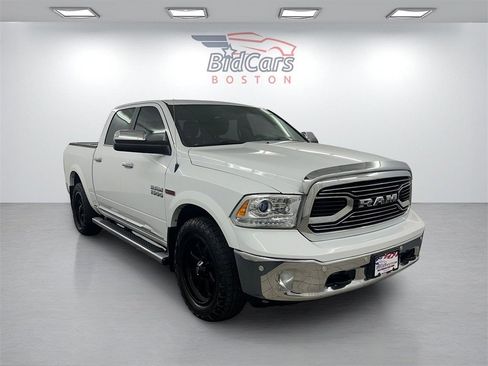 Used 2018 RAM 1500 Limited image 3