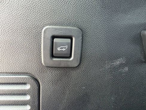 Used 2017 Lincoln Navigator L Select AWD/4WD image 21