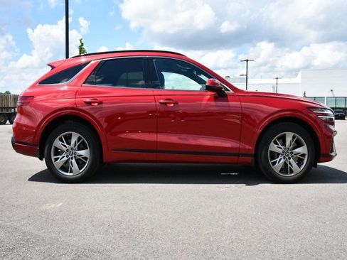 Used 2025 Genesis GV70 3.5T Sport AWD/4WD image 8