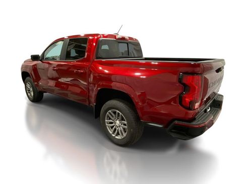 Used 2024 Chevrolet Colorado LT w/ LT Convenience Package RWD image 3