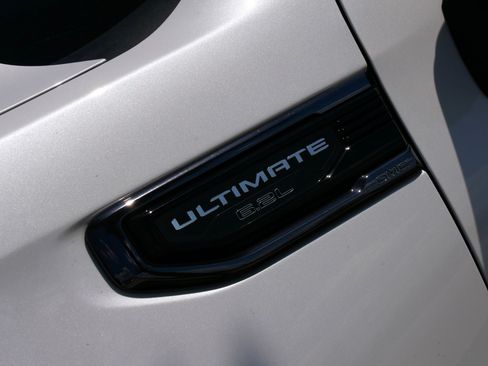 Used 2023 GMC Sierra 1500 Denali Ultimate AWD/4WD image 40