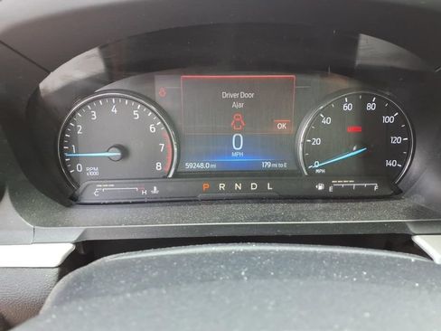 Used 2023 Ford Explorer XLT w/ Equipment Group 202A AWD/4WD image 18