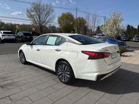 Used 2025 Nissan Altima 2.5 SV AWD/4WD image 7