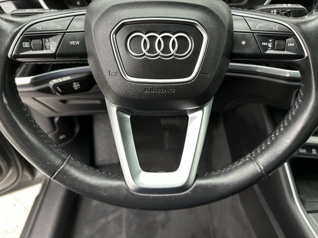 Used 2020 Audi Q3 2.0T Premium Plus w/ Premium Plus Package AWD/4WD image 14