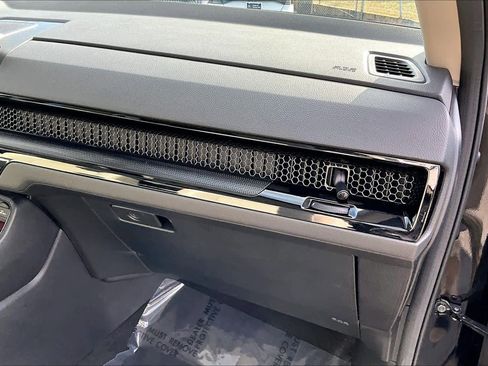 Used 2023 Honda CR-V EX-L image 17