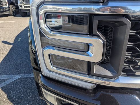 Used 2024 Ford F450 Platinum w/ FX4 Off-Road Package image 10