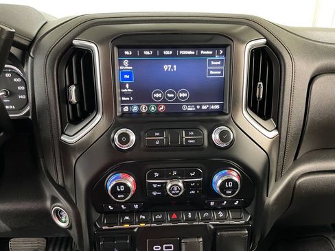 Certified 2022 GMC Sierra 1500 AT4 w/ AT4 Premium Package AWD/4WD image 34