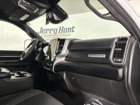 Used 2026 RAM 2500 Big Horn AWD/4WD image 33