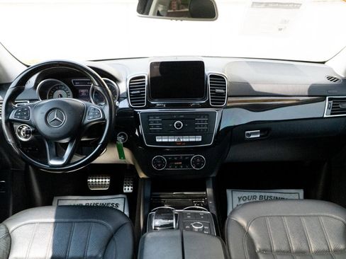 Used 2018 Mercedes-Benz GLE 43 AMG 4MATIC w/ Night Package image 34