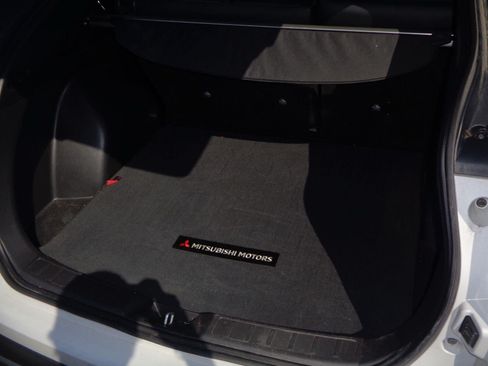 Used 2022 Mitsubishi Eclipse Cross SE AWD/4WD image 8