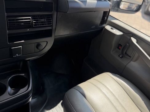 Used 2020 Chevrolet Express 2500 w/ Driver Convenience Package RWD image 26