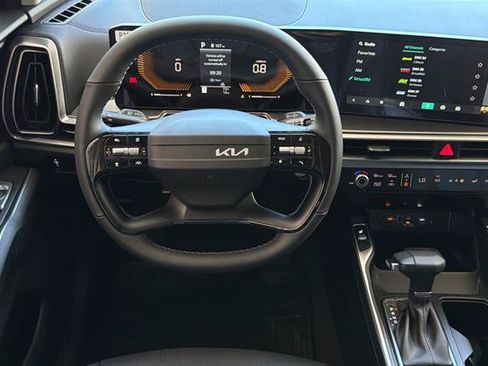 New 2026 Kia Sorento S FWD image 16