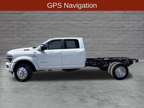 New 2026 RAM 5500 4x4 Crew Cab w/ Laramie Trim Package image 2