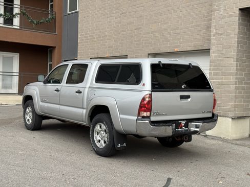 Used 2007 Toyota Tacoma 4x4 Double Cab image 3
