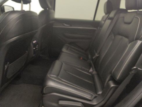 Used 2023 Jeep Grand Cherokee L Limited AWD/4WD image 18