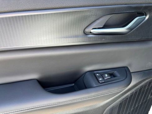 New 2026 Jeep Grand Cherokee L 4WD image 16