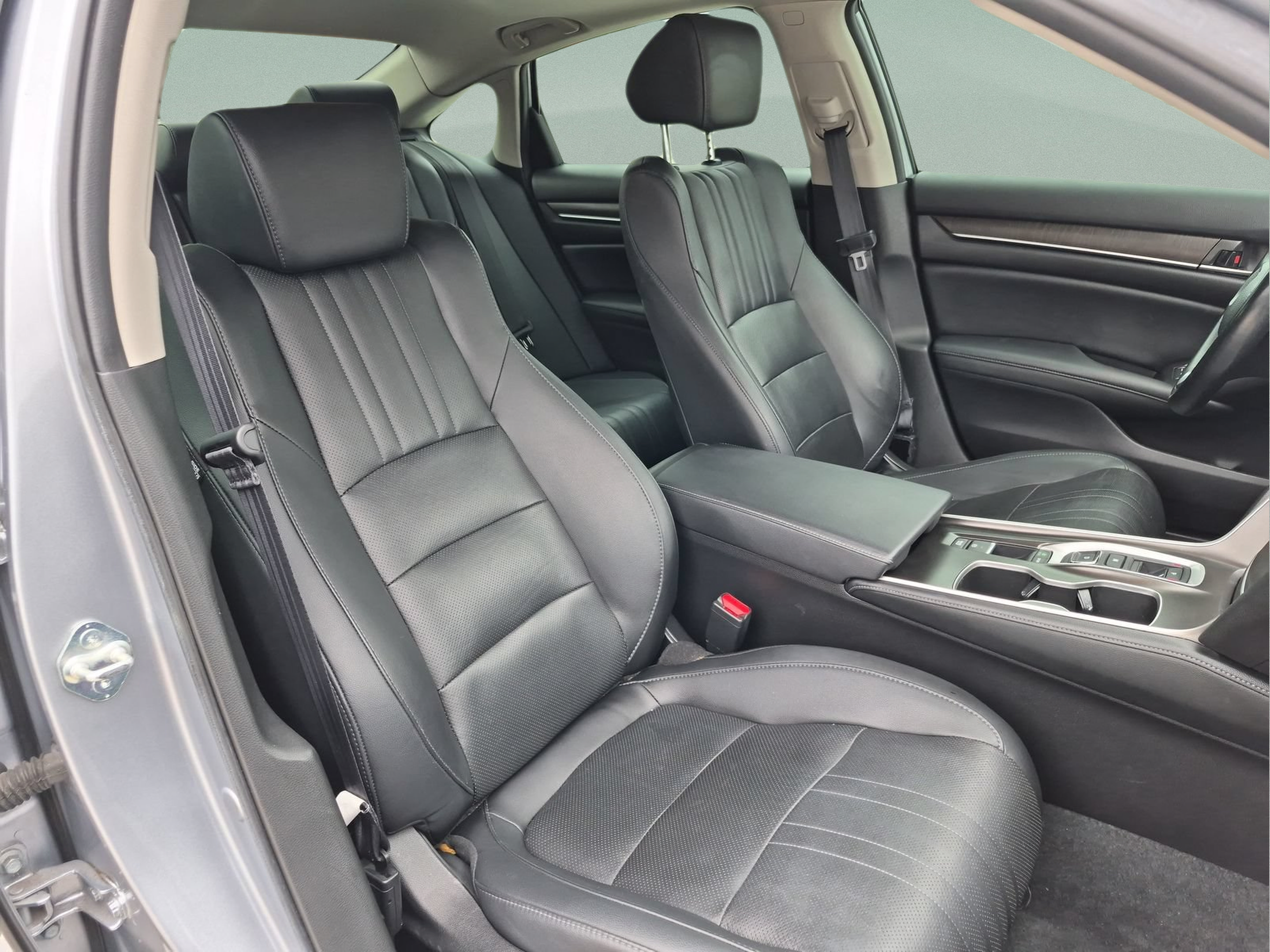 Used 2021 Honda Accord Touring image 19