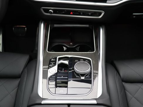 Used 2026 BMW X6 M60i image 36