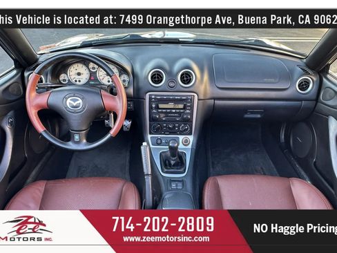 Used 2002 MAZDA MX-5 Miata SE RWD image 17