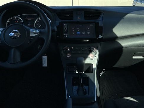 Used 2019 Nissan Sentra S FWD image 8
