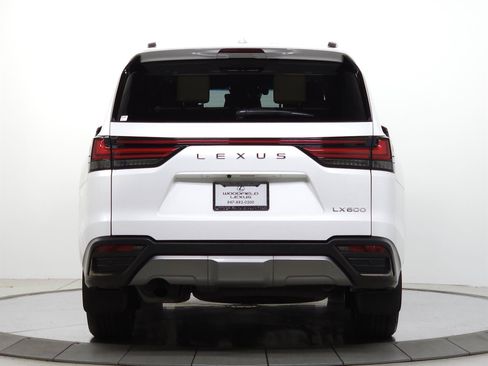 Used 2023 Lexus LX 600 4WD w/ Appearance Package image 7