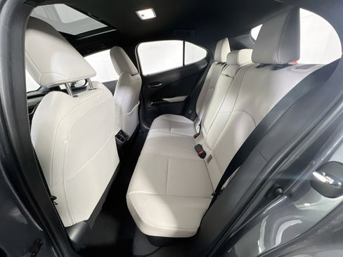 Used 2021 Lexus UX 250h w/ Premium Package image 24