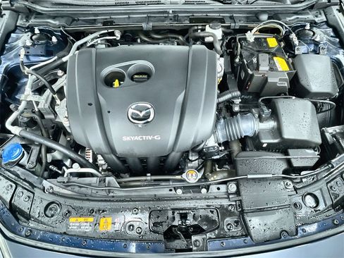 Used 2019 MAZDA MAZDA3 AWD Hatchback w/ Preferred Pkg image 11