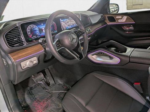New 2025 Mercedes-Benz GLE 450 4MATIC image 3