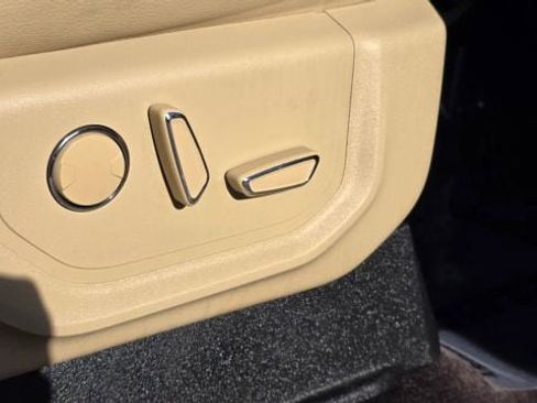 Used 2016 Ford F150 Lariat AWD/4WD image 49