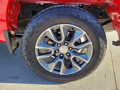 Used 2024 Chevrolet Silverado 1500 LT w/ Texas Edition Plus image 10