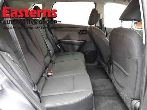 Used 2023 Nissan Rogue S AWD/4WD image 24