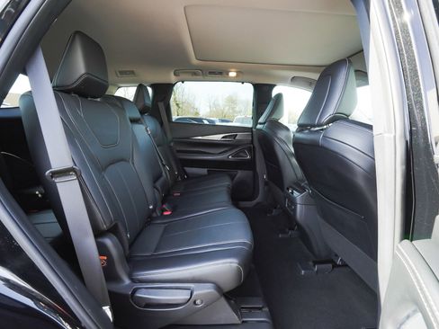 Used 2023 INFINITI QX60 Luxe w/ Performance Audio Package AWD/4WD image 40