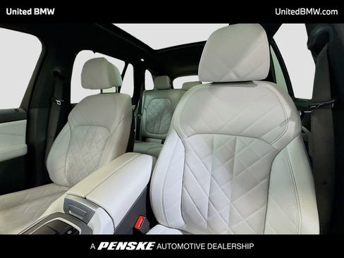 Used 2023 BMW X5 xDrive40i w/ Executive Package AWD/4WD image 5