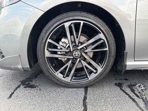 Used 2025 Toyota Camry XSE image 30