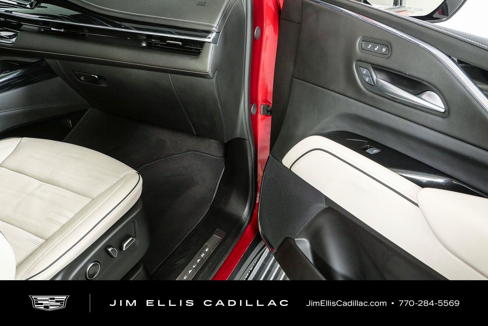 Used 2024 Cadillac Escalade Sport w/ Touring Package RWD image 26