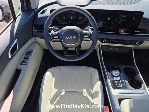 New 2026 Kia Carnival EX image 14