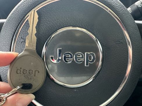 Used 2017 Jeep Wrangler Unlimited Sport w/ Connectivity Group image 22