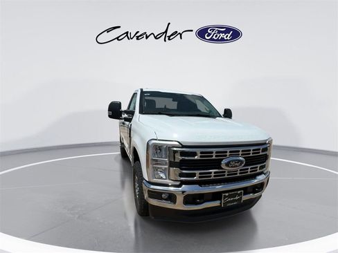 New 2025 Ford F350 XLT w/ FX4 Off-Road Package image 10