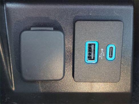 Used 2022 Ford Explorer Timberline image 23