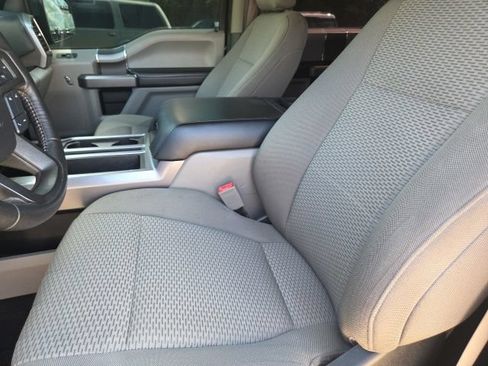 Used 2019 Ford F150 XLT w/ Equipment Group 302A Luxury RWD image 9