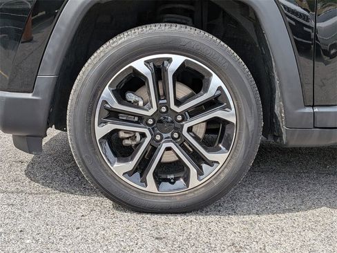 Used 2022 Jeep Compass Limited image 26