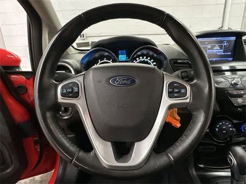 Used 2014 Ford Fiesta SE w/ Equipment Group 201A image 7