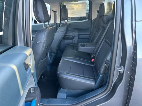 New 2025 Ford Maverick Lobo image 36