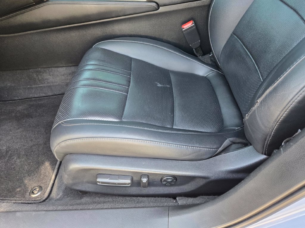 Used 2021 Honda Accord Touring image 18