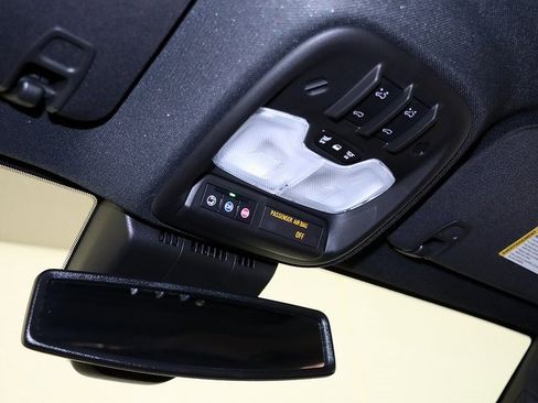 Used 2024 Chevrolet Colorado ZR2 w/ ZR2 Convenience Package III image 26