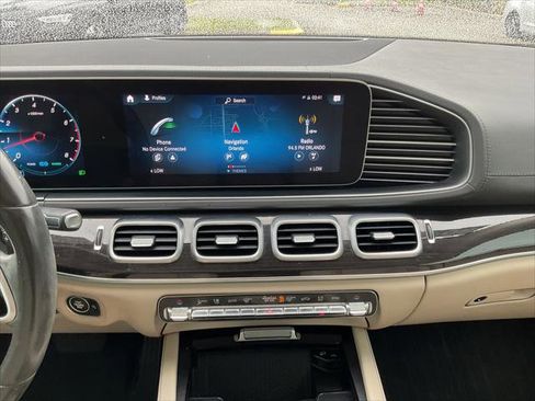 Used 2020 Mercedes-Benz GLS 450 4MATIC image 34