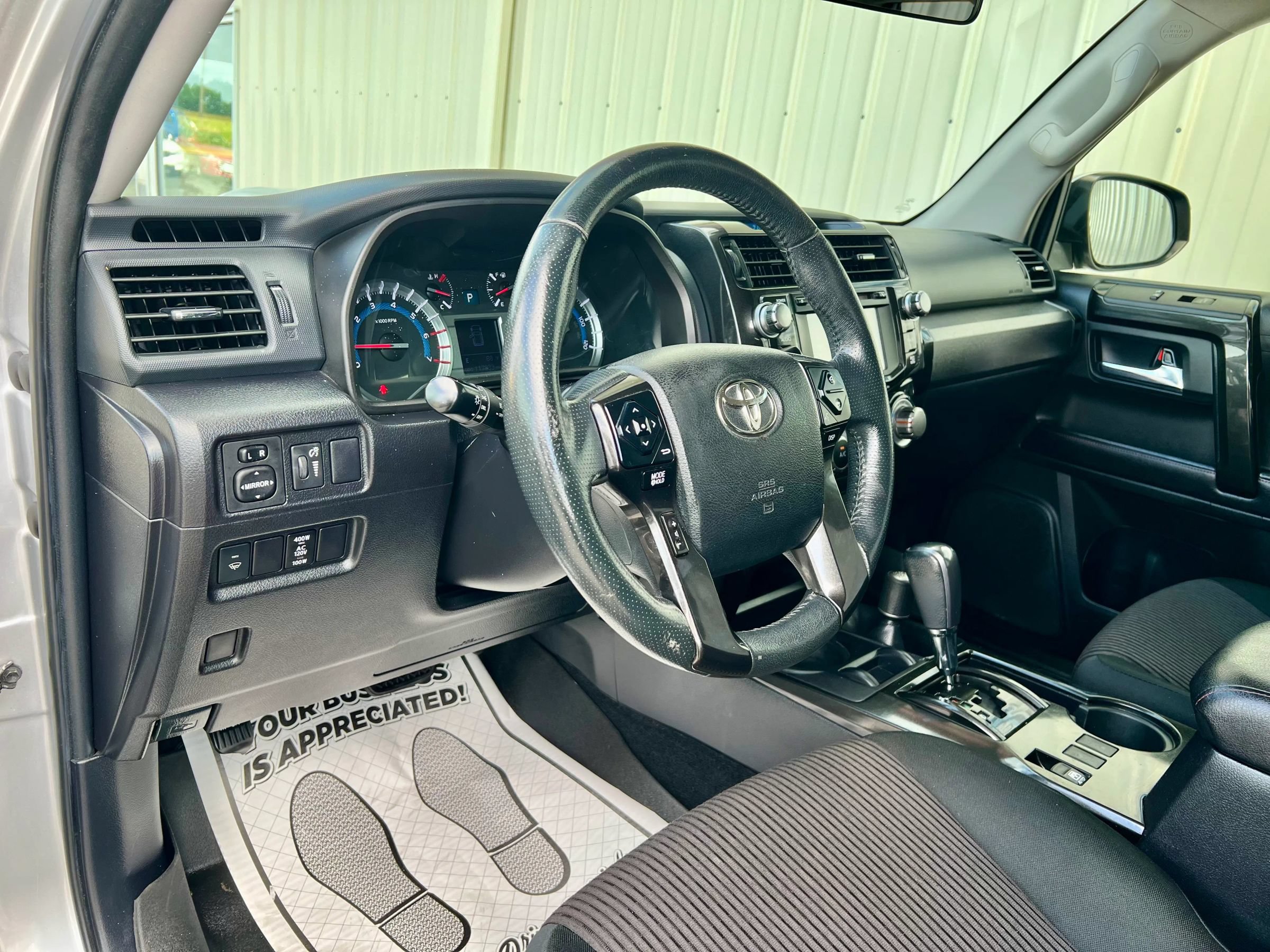 Used 2016 Toyota 4Runner Trail AWD/4WD image 28